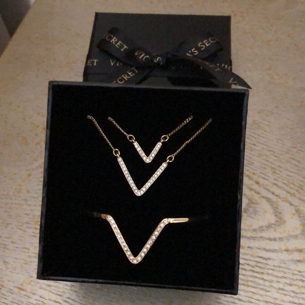 Victoria’s Secret V necklace and bracelet